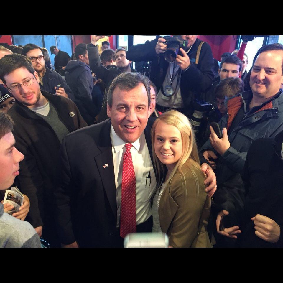 NCWHS senior Shelby Nelson poses with Republican presidential candidate Chris Christie. 